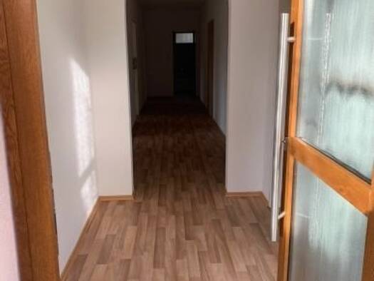 Wohnung zur Miete 700 € 2 Zimmer 77 m² Geschoss 1/3 frei ab 01.10.2026 Versbach Würzburg 97078