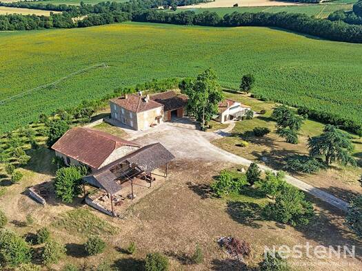 Haus zum Kauf 400.000 € 524 m² 21.203 m² Grundstück Castéra-Verduzan 32410
