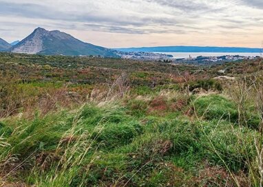 Land-/Forstwirtschaft zum Kauf 150.000 € Mravince