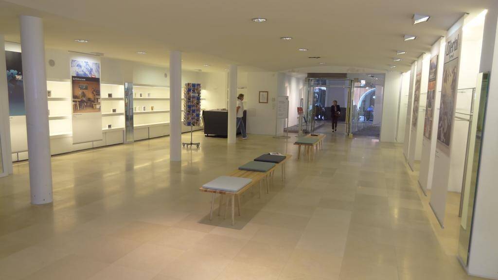 Laden zur Miete 401 m² Verkaufsfläche Innsbruck 6020