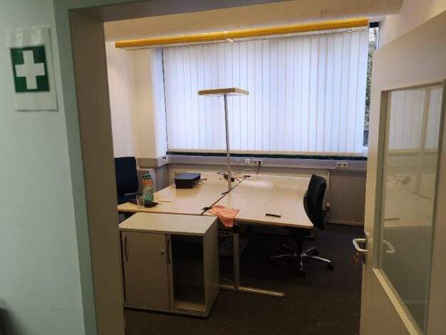 Bürofläche zur Miete provisionsfrei 425 € 24 m² Bürofläche Werner-von-Siemens-Str. Universitätsviertel Augsburg 86159