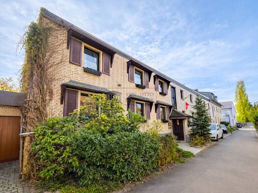 Haus zum Kauf 659.000 € 10 Zimmer 200 m² 600 m² Grundstück Heimersdorf Köln 50767
