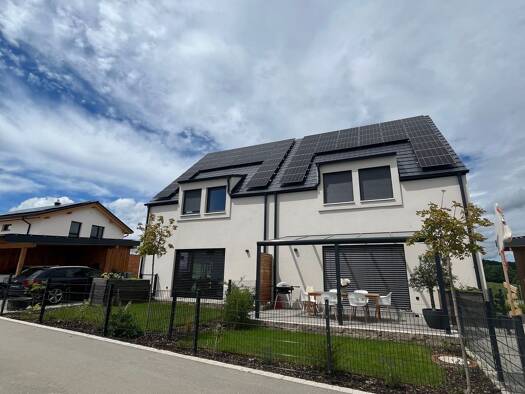 Doppelhaushälfte zur Miete 1.400 € 5 Zimmer 144 m² frei ab 01.12.2026 Hausen Hausen 93345