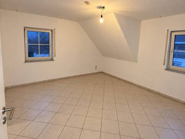 Wohnung zum Kauf provisionsfrei 159.000 € 3 Zimmer 60 m² 2. Geschoss Wolferborner Straße 4 Rinderbügen Büdingen 63654