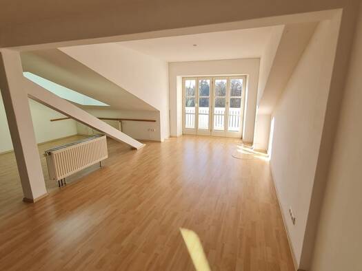 Wohnung zur Miete 720 € 2 Zimmer 83 m² Geschoss 3/4 frei ab sofort Eggenfelden 84307