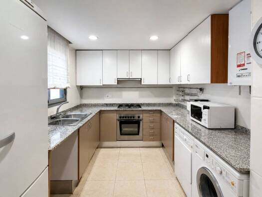 Wohnung zum Kauf 325.000 € 3 Zimmer 97 m² 2. Geschoss Girona 17003