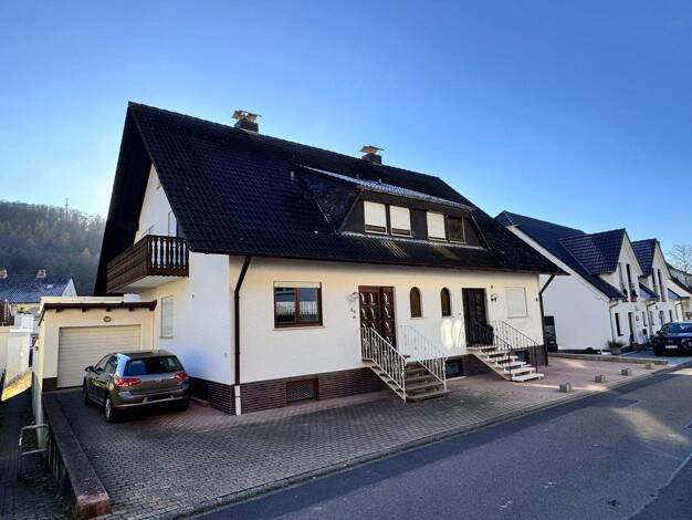 Doppelhaushälfte zum Kauf 299.000 € 5 Zimmer 135 m² 340 m² Grundstück Rück Elsenfeld-Rück 63820