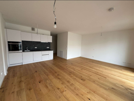 Wohnung zur Miete 1.100 € 1 Zimmer 57 m² Geschoss 3/34 Rödelheim Frankfurt am Main 60489