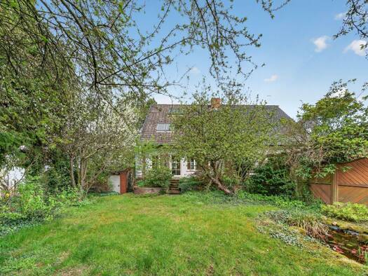 Doppelhaushälfte zum Kauf 295.000 € 5 Zimmer 123 m² 369 m² Grundstück frei ab sofort Wennigröder Weg 4 Holtensen Wennigsen (Deister) 30974