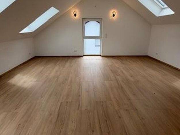 Wohnung zur Miete - Erstbezug 1.200 € 3 Zimmer 125 m² 2. Geschoss Ketsch 68775