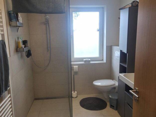 Wohnung zur Miete 800 € 3 Zimmer 80 m² 1. Geschoss Haidlfinger Strasse 31 Wallersdorf 94522