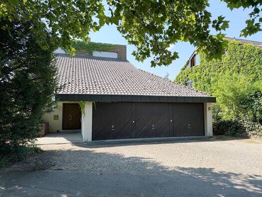 Einfamilienhaus zum Kauf 675.000 € 7,5 Zimmer 190 m² 689 m² Grundstück Backnang Backnang 71522