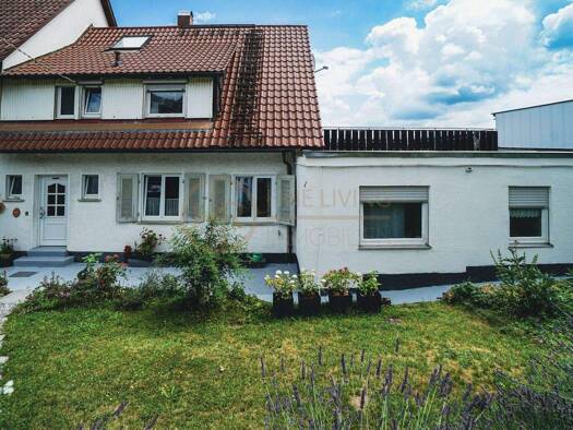 Reihenendhaus zum Kauf 499.000 € 7,5 Zimmer 195 m² 486 m² Grundstück Rechberghausen 73098