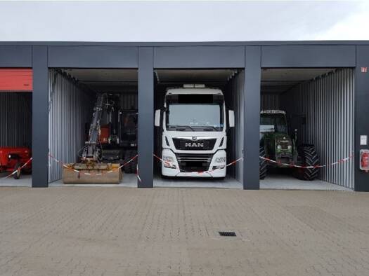 Garage zum Kauf 1.650.000 € Bad Lippspringe 33175