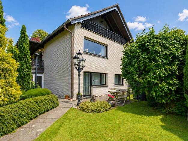 Einfamilienhaus zum Kauf 749.000 € 10 Zimmer 295 m² 863 m² Grundstück Seelscheid Neunkirchen-Seelscheid 53819