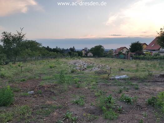 Grundstück zum Kauf 2.703 m² Grundstück Weinböhla 01689