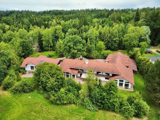 Villa zum Kauf 2.599.000 € 18 Zimmer 900 m² 10.845 m² Grundstück Zieglstadl Offenberg 94560