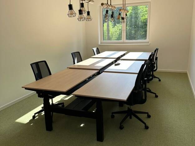 Bürofläche zur Miete provisionsfrei 300 € 4 m² Bürofläche Dorfweiler Straße Schmitten Schmitten im Taunus 61389