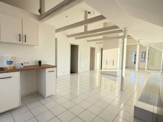Wohnung zur Miete 2.100 € 3 Zimmer 95 m² Böblingen Böblingen 71032