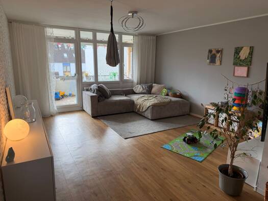 Wohnung zur Miete 1.000 € 3 Zimmer 80 m² Geschoss 1/3 Vohwinkel Wuppertal 42327