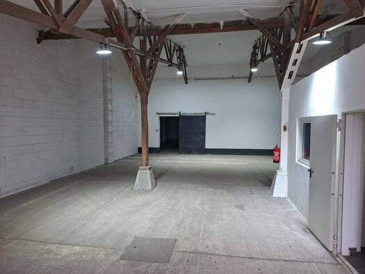 Lagerhalle zur Miete 1.770 € 299 m² Lagerfläche St. Jürgen Lübeck 23560