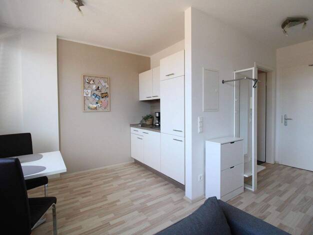 Wohnung zur Miete 640 € 1 Zimmer 27 m² 4. Geschoss frei ab 01.01.2026 Innenstadt Fürth 90762