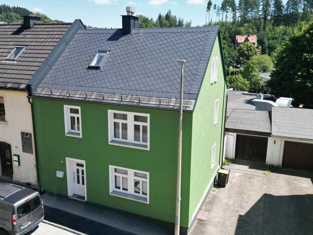 Doppelhaushälfte zum Kauf 155.000 € 4 Zimmer 120 m² 225 m² Grundstück Naila Naila 95119
