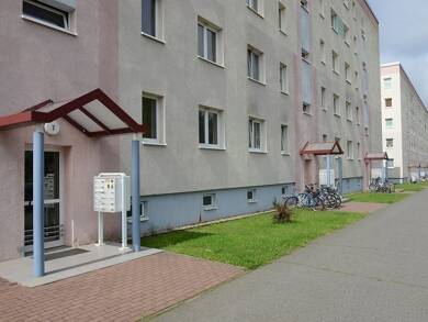 Wohnung zur Miete 275 € 3 Zimmer 62,2 m² 1. Geschoss Doktor-Senst Straße 4 Welzow Welzow 03119