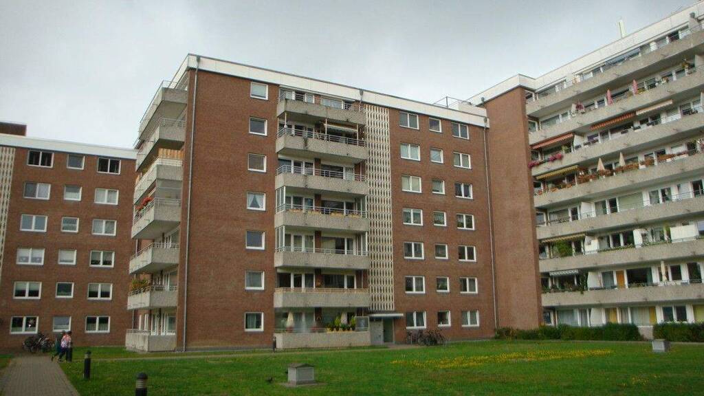 Wohnung zum Kauf 95.000 € 2 Zimmer 51 m² 2. Geschoss St. Jürgen Lübeck-St. Jürgen 23562