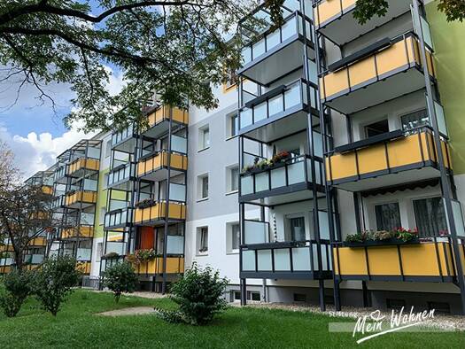 Wohnung zur Miete 308 € 2 Zimmer 48,9 m² 3. Geschoss frei ab 01.06.2026 Schladebacher Str. 59 Bad Dürrenberg 06231