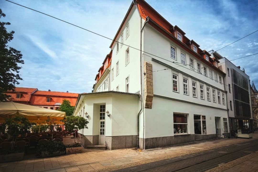 Wohnung zur Miete 625 € 2 Zimmer 65,6 m²<br/>Wohnfläche 3.<br/>Geschoss 01.01.2025<br/>Verfügbarkeit Neuwerkstr. 50 Altstadt Erfurt 99084