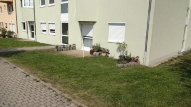 Terrassenwohnung zur Miete 320 € 2 Zimmer 36,4 m² EG frei ab sofort Schillerplatz 05 Schiepzig Salzatal 06198