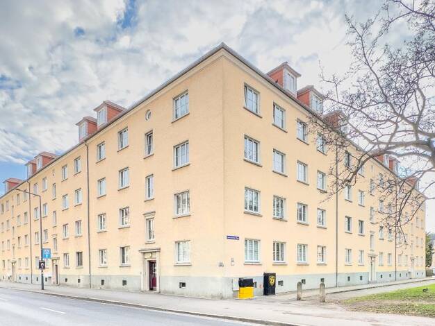 Wohnung zum Kauf provisionsfrei 150.000 € 3 Zimmer 74 m² 1. Geschoss Lommatzscher Straße 5 Mickten Ortsamtsbereich Pieschen 01139