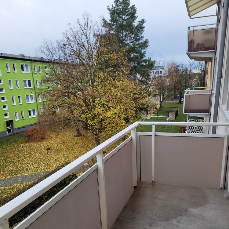 Wohnung zur Miete 626 € 5 Zimmer 107,4 m²<br/>Wohnfläche 2.<br/>Geschoss Heinrich-Heine-Straße 11 Bad Dürrenberg Bad Dürrenberg 06231