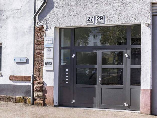 Bürofläche zur Miete provisionsfrei 325 m² Bürofläche Bahnhofstraße 27 Schramberg Baden-Württemberg - Schramberg 78713