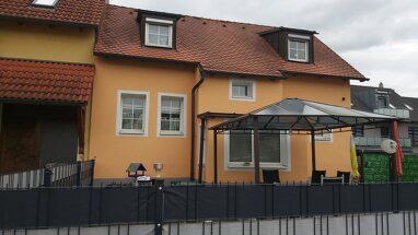 Doppelhaushälfte zum Kauf 239.000 € 3,5 Zimmer 90 m² frei ab sofort Bindlach Bindlach 95463