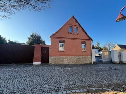 Einfamilienhaus zum Kauf provisionsfrei 98.500 € 4 Zimmer 85 m² 986 m² Grundstück frei ab sofort Leißling Weißenfels 06667