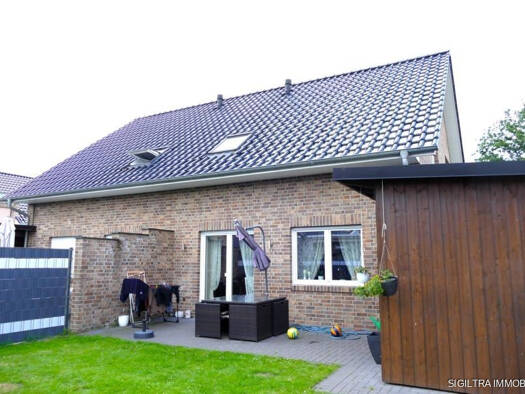 Doppelhaushälfte zum Kauf provisionsfrei 690.000 € 8 Zimmer 198 m² 1.080 m² Grundstück Molbergen 49696