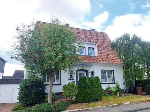 Mehrfamilienhaus zum Kauf 285.000 € 7 Zimmer 195 m² 920 m² Grundstück Beckum Beckum 59269