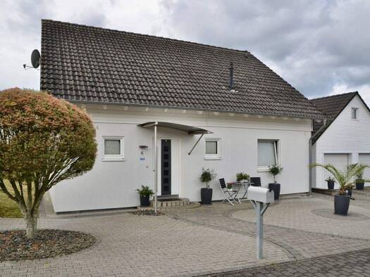 Einfamilienhaus zum Kauf 278.000 € 6 Zimmer 136 m² 864 m² Grundstück Irmenach 56843