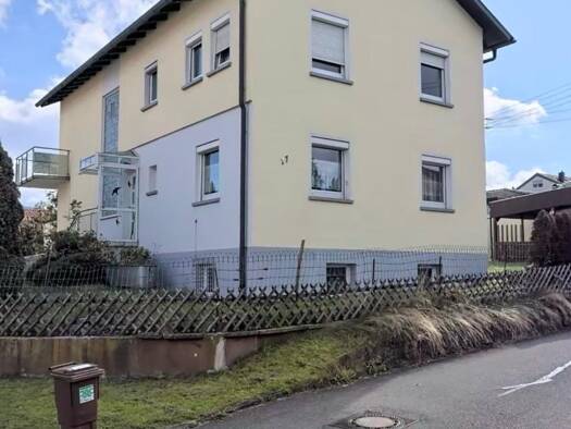 Wohnung zur Miete 750 € 4 Zimmer 90 m² 1 Geschosse frei ab 01.10.2026 Spaichingen 78549