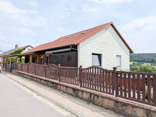 Einfamilienhaus zum Kauf provisionsfrei 269.000 € 5 Zimmer 140 m² 745 m² Grundstück Höchst 64739