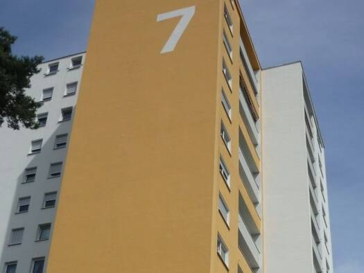 Wohnung zur Miete 649 € 3 Zimmer 83,1 m² 12. Geschoss frei ab 01.11.2026 Friedrich-Bauer-Straße 7 Erlangen-Süd Erlangen 91058