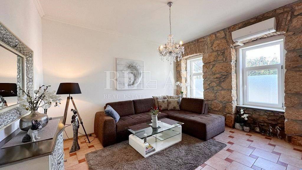 Wohnung zum Kauf 260.000 € 2 Zimmer 86 m² Crikvenica Centar