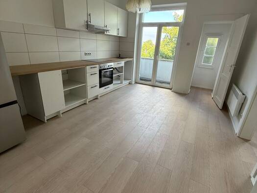 Studio zur Miete 1.099 € 2 Zimmer 65,4 m² 2. Geschoss Düsseldorf 40549