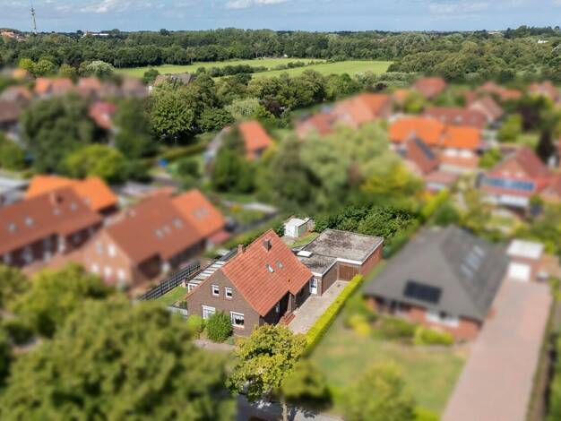 Einfamilienhaus zum Kauf 199.900 € 8 Zimmer 205 m² 746 m² Grundstück Bargebur Norden 26506