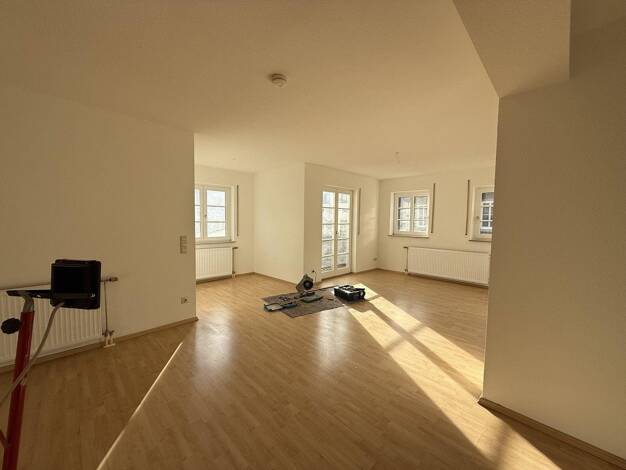 Mehrfamilienhaus zur Miete 840 € 2,5 Zimmer 60 m² 224 m² Grundstück frei ab 01.11.2026 Herrenberger Straße 3 Weil der Stadt Weil der Stadt 71263