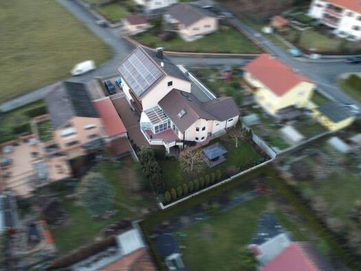 Mehrfamilienhaus zum Kauf 989.000 € 12,5 Zimmer 416 m² 904 m² Grundstück Kützberg Poppenhausen 97490