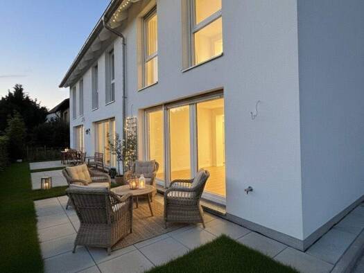 Reihenendhaus zum Kauf - Erstbezug 680.000 € 4,5 Zimmer 115,5 m² 170 m² Grundstück Mitte Sindelfingen 71063