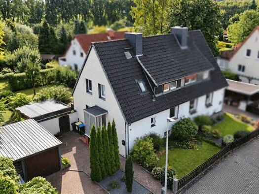 Doppelhaushälfte zum Kauf 185.000 € 4 Zimmer 90 m² 874 m² Grundstück Vorwerk Celle 29229